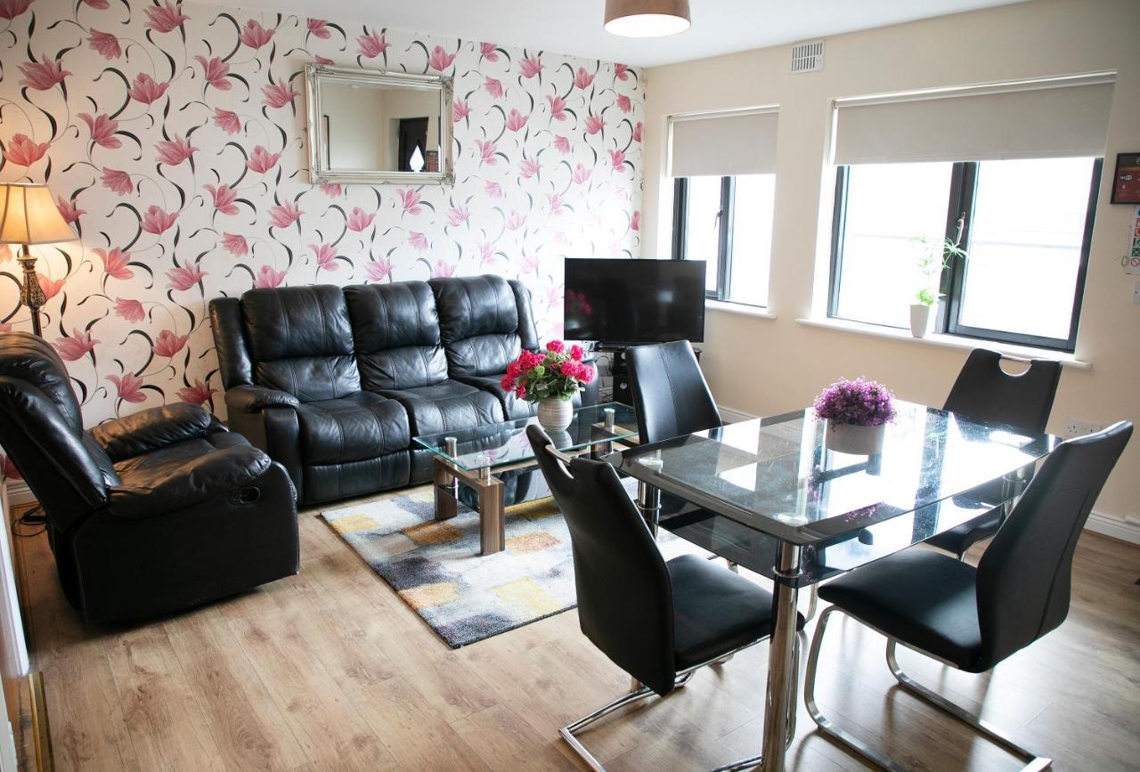 Arch House B&B & Apartments 애슬론 외부 사진